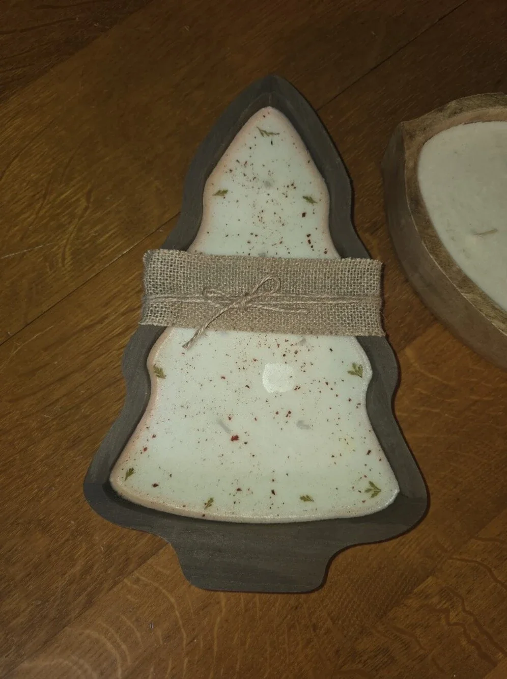 NEW Lot of 2 Wooden Dough Bowl Candles **Christmas Tree & Acorn**